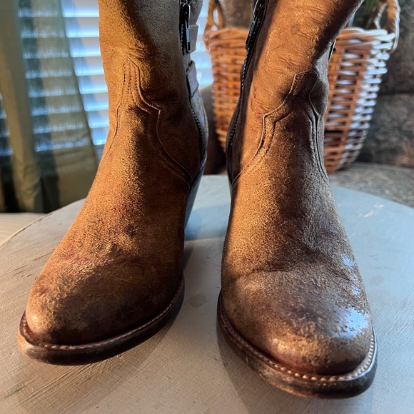 Lucchesi Catalina Bootie - Picture 6 of 9